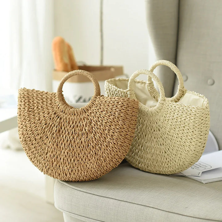 Moon Bag in paglia intrecciata – Borsa estiva a mezzaluna in tre dimensioni (S, M, L)