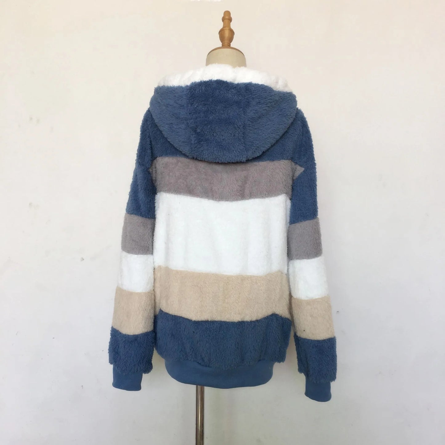 Oversized plush jacket donna con cappuccio – streetwear caldo e comodo per autunno/inverno 2025