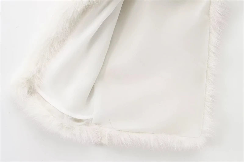 Maglia donna effetto pelliccia corta con girocollo
