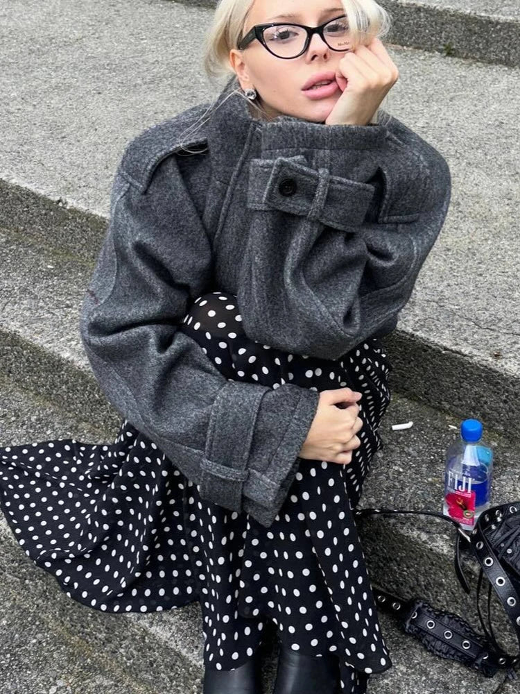 Cappotto Corto Donna Collo Alto con Zip e Tasche - immagine 9