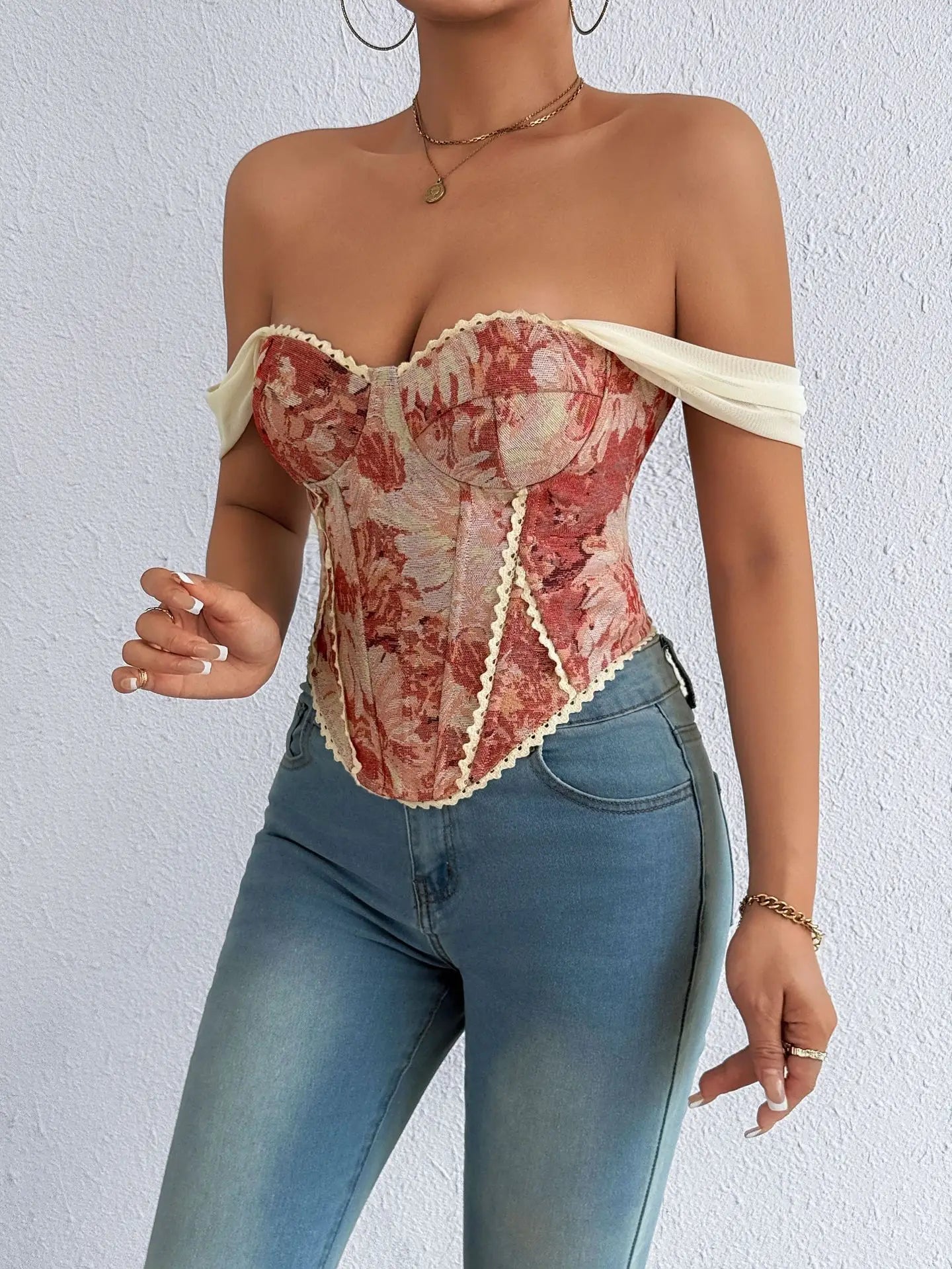 Top Donna in Pizzo Ricamato – Corsetto Elegante e Sexy
