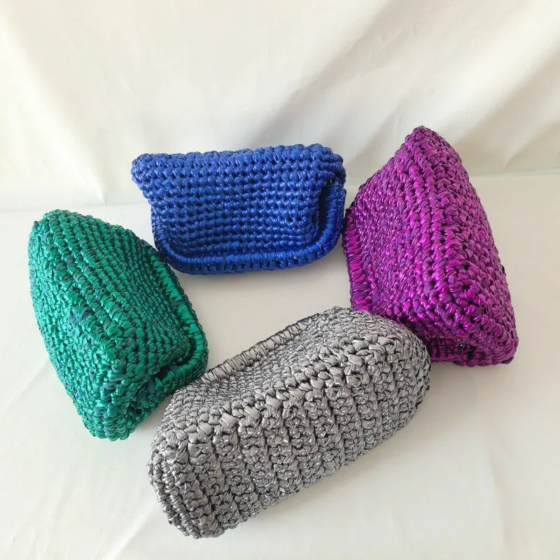 Clutch donna fatta a mano in crochet metallico – pochette elegante in filo metalizzato