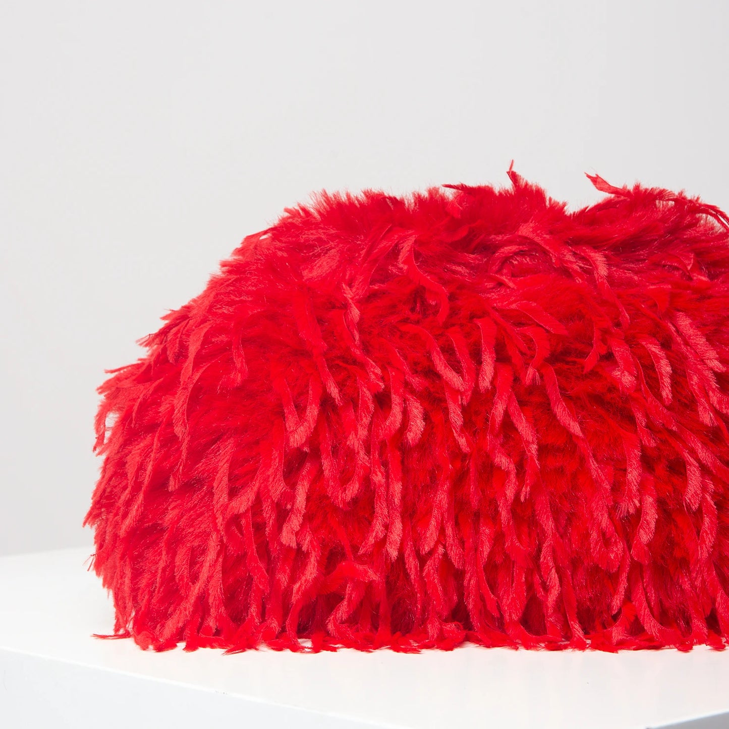 Clutch Y2K “Dopamine Style” in peluche candy-color – borsa da sera / clip bag fashion