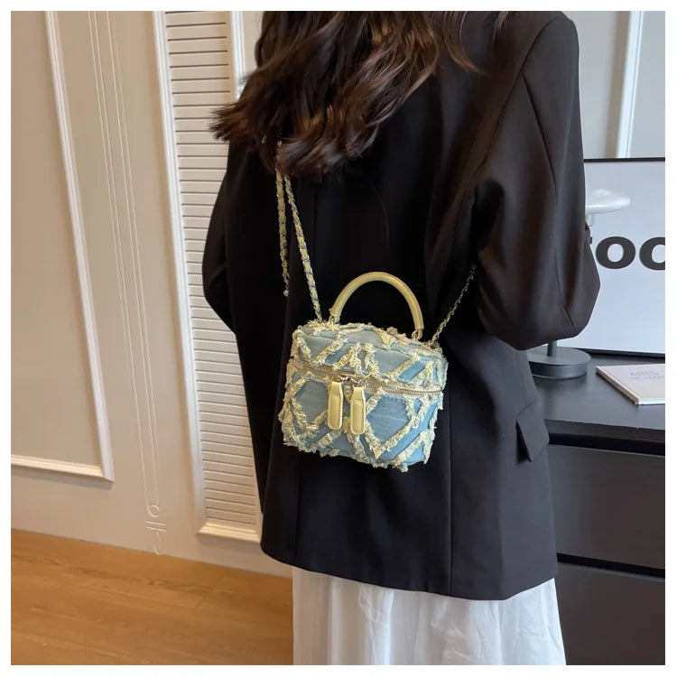 Borsa in Jeans Donna Stile Fashion – Spalla e Tracolla, Design Sfrangiato 2025