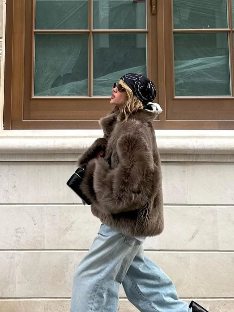 Giacca corta in pelliccia sintetica marrone donna 2025 – maniche lunghe, collo alto, stile urbano e caldo