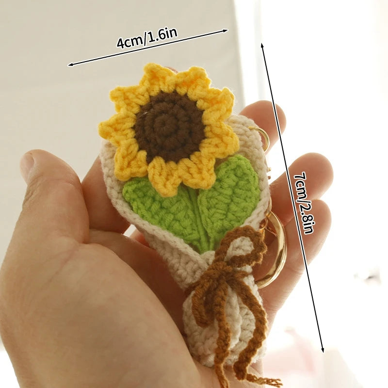 Portachiavi fiore all’uncinetto artigianale – charm amigurumi handmade per borse e chiavi