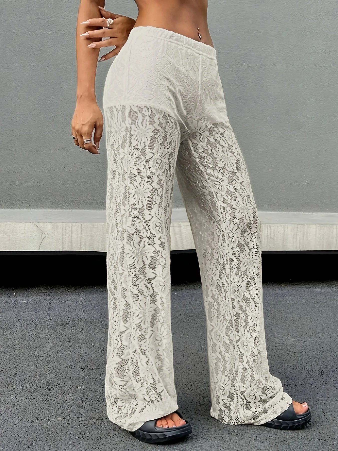 Pantaloni donna con pizzo trasparente dritti vita bassa – Estate 2025