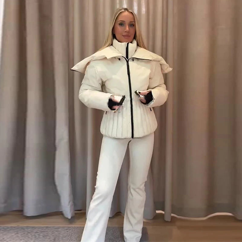 Abbigliamento neve donna: giacca, pantaloni o tuta