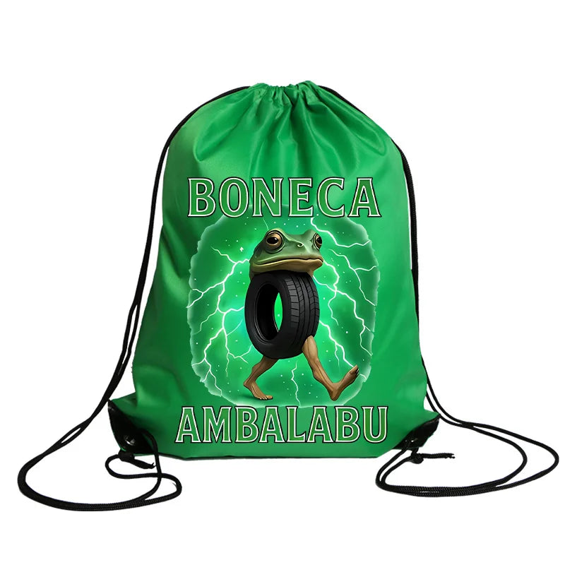 Zaino sacca Italian Brainrot “Tung Tung Tung Sahur” – Memes virali, design irreverente, perfetto per raga e collezioni