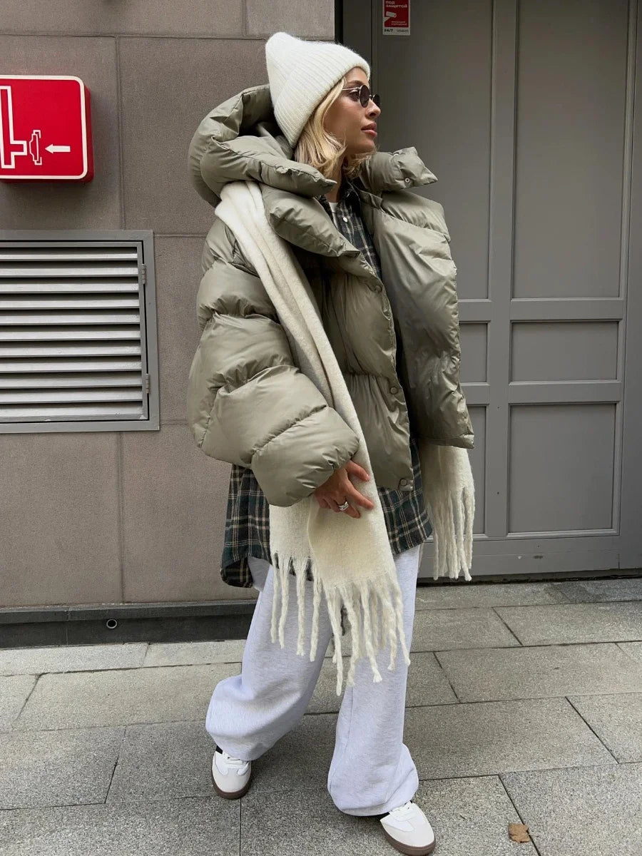 Piumino Donna Oversize con Cappuccio - immagine 12