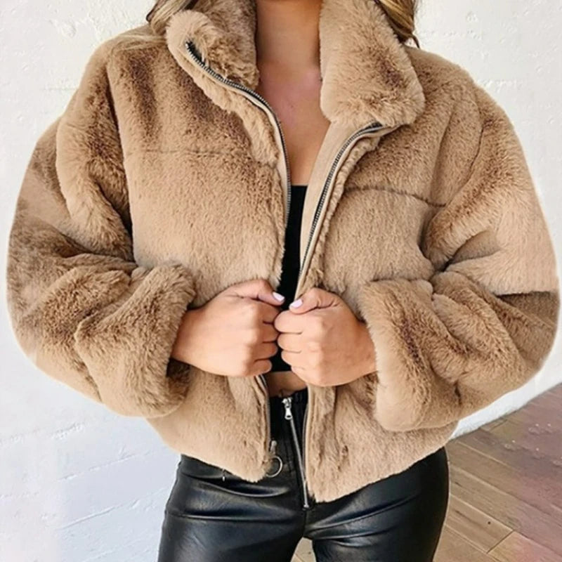 Cappotto corto donna in peluche oversize 2025 – cardigan faux fur con zip, caldo inverno cosy & fashion