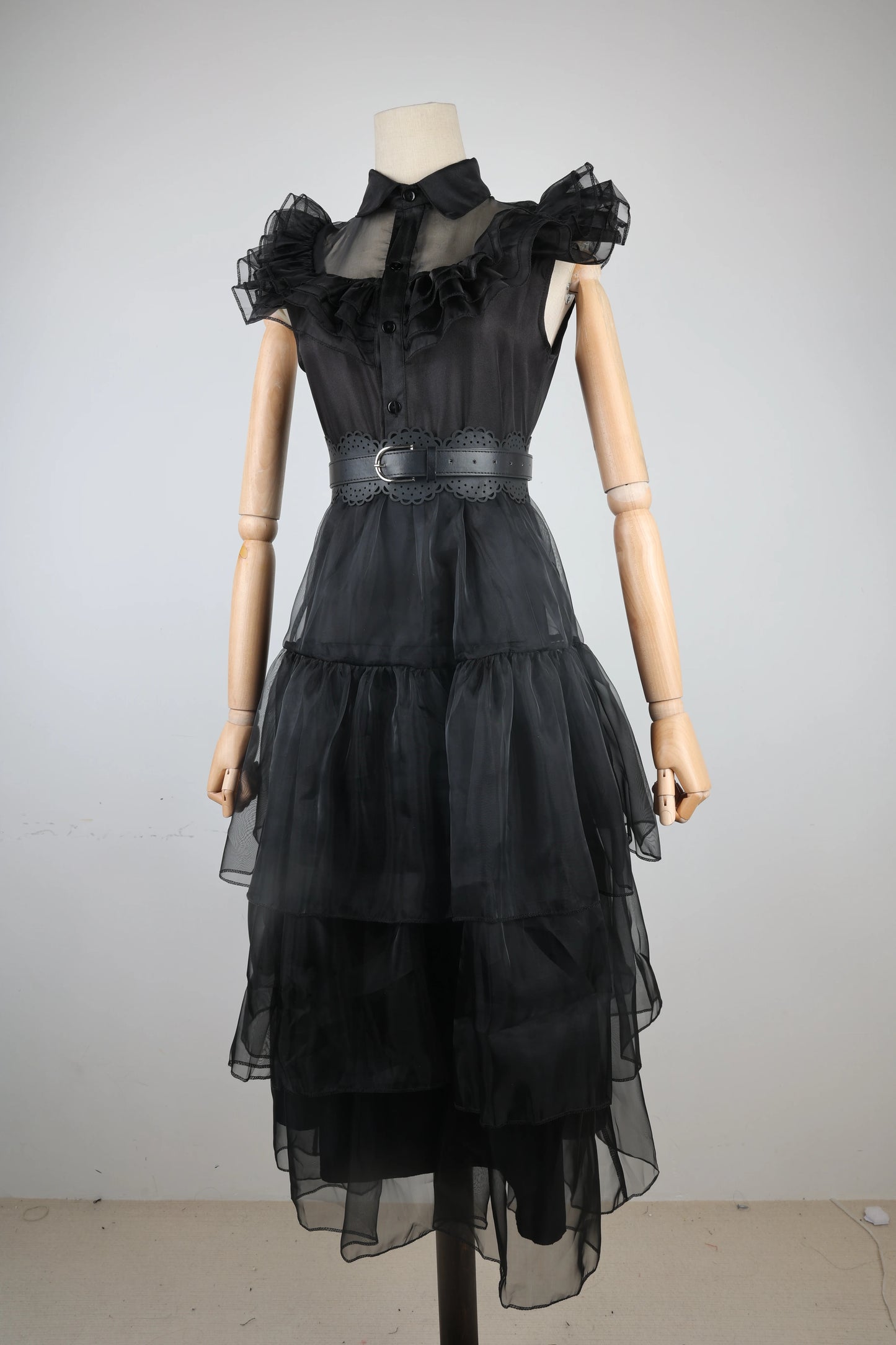 Costume Halloween Wednesday Addams 2025 ‒ abito nero elegante con pizzo & cut-out per party e role play
