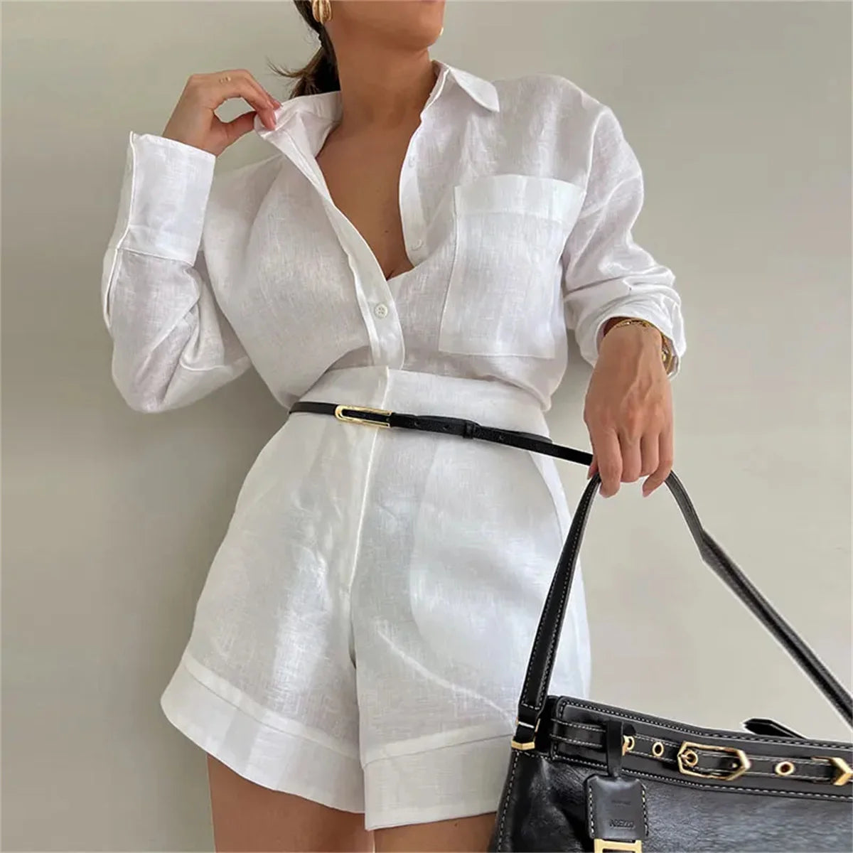 Completo da donna – camicia colletto revers e pantaloni elasticizzati casual-cozy