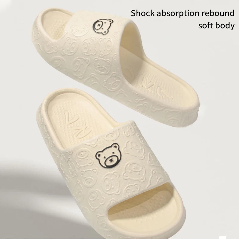 Ciabatte antiscivolo in EVA – comfort sicuro e stile
