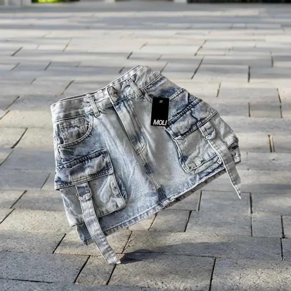 Shorts gothic cargo donna vita media in denim patchwork – estivo 2025, tasche multiple