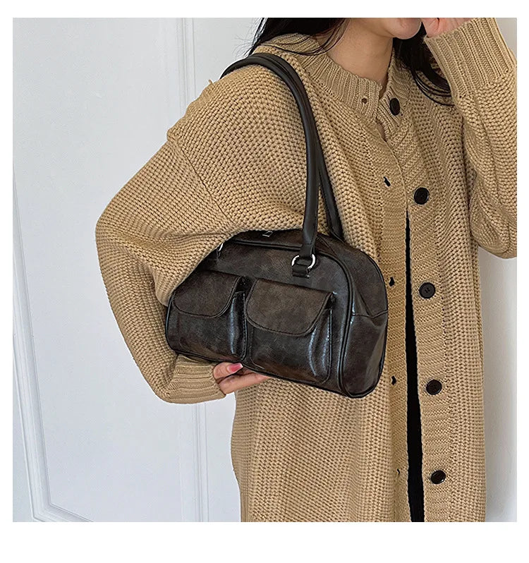 Borsa baguette donna retrò con doppie tasche frontali – trendy piccola underarm per il 2025