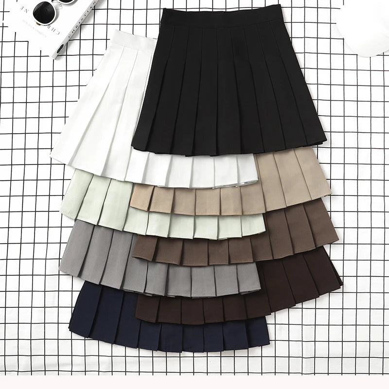 Gonna plissettata cortissima a vita alta – stile uniforme