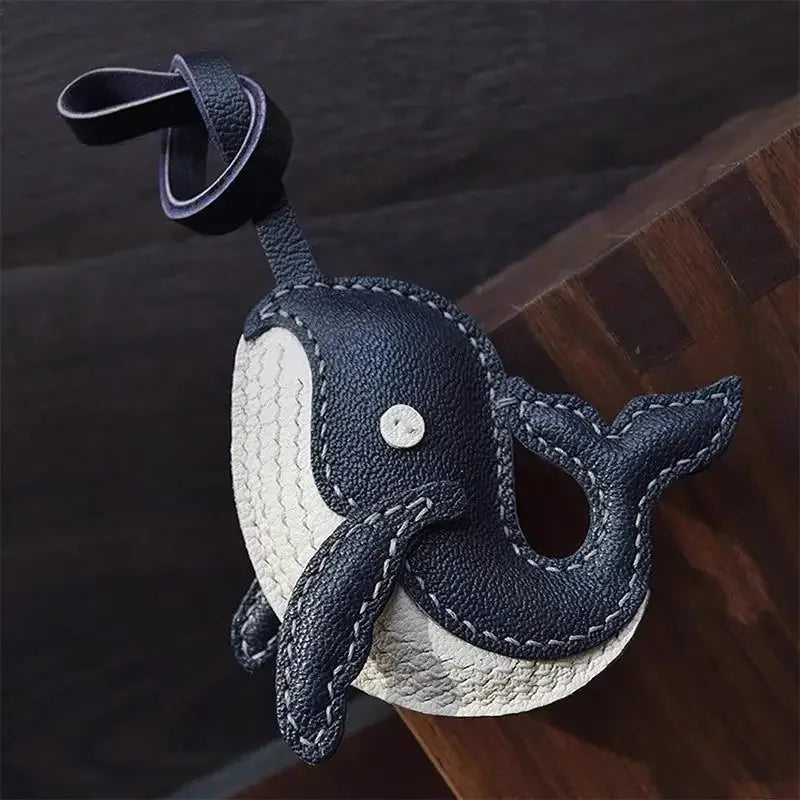 Ciondolo in Pelle a Forma di Animale – Portachiavi Artigianale per Borse e Zaini