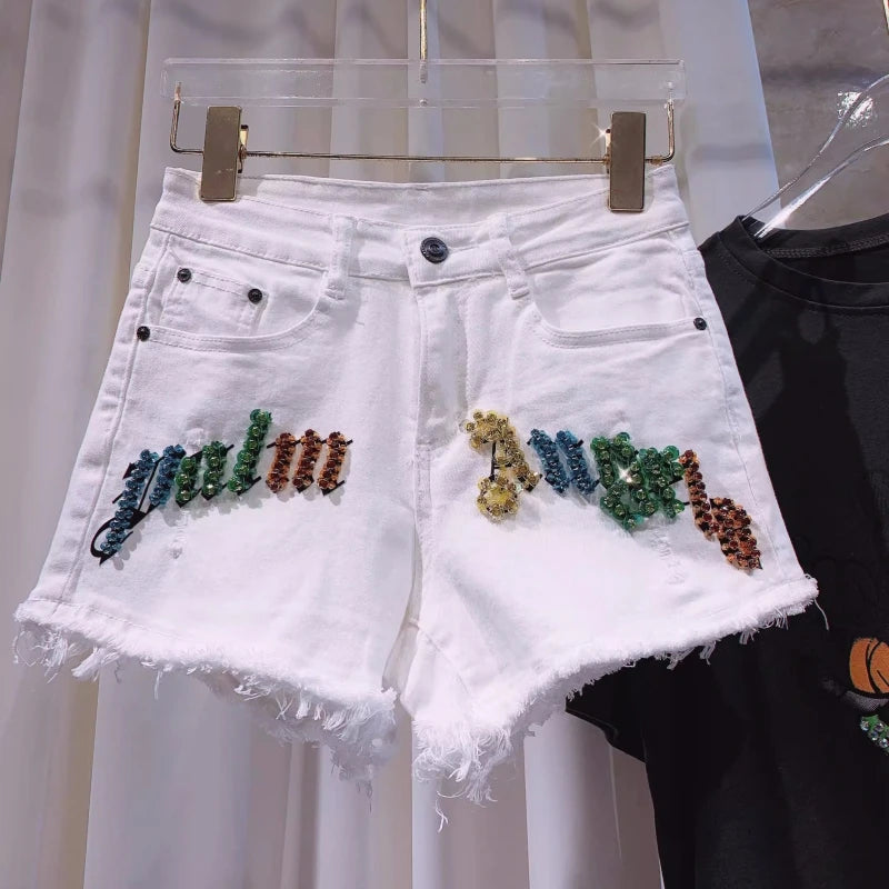 Shorts donna vita alta elasticizzati con strass – denim bianco slim fit per l’estate 2025
