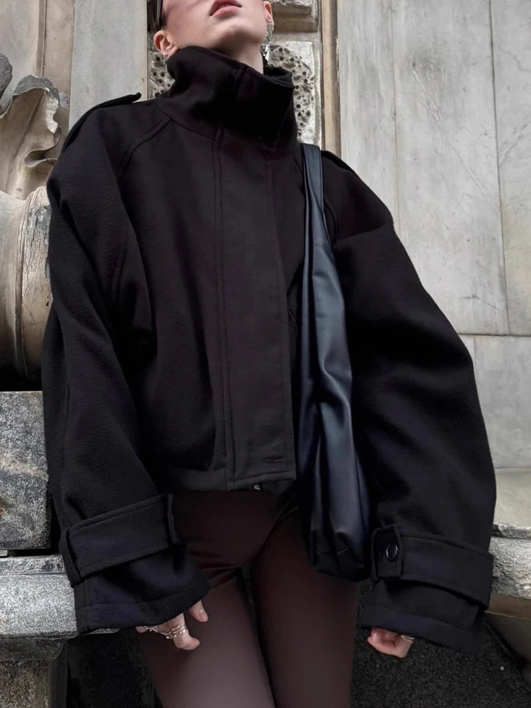 Cappotto Corto Donna Collo Alto con Zip e Tasche - immagine 16
