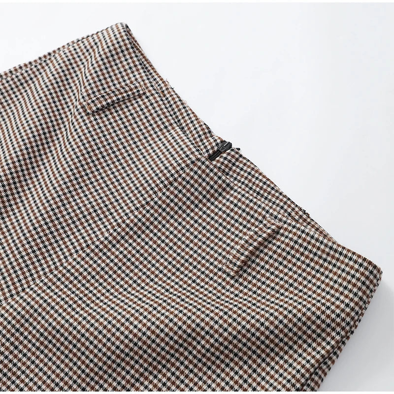 Completo donna giacca e shorts a quadri con cintura