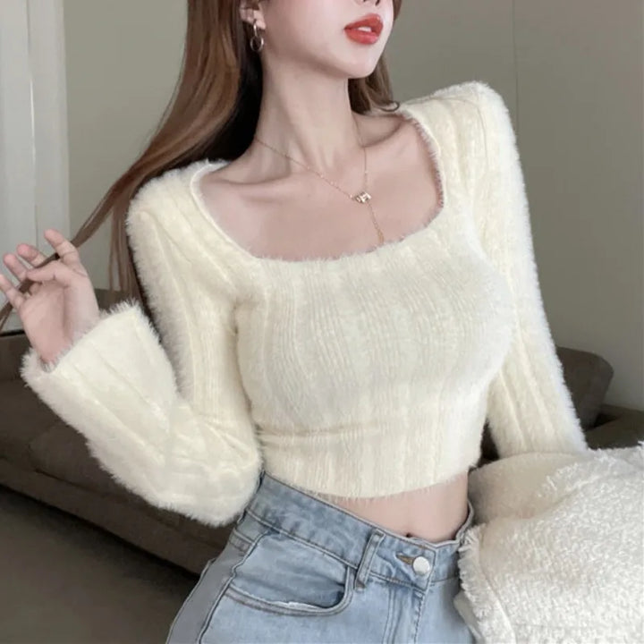 Maglione corto in maglia per l’autunno/inverno