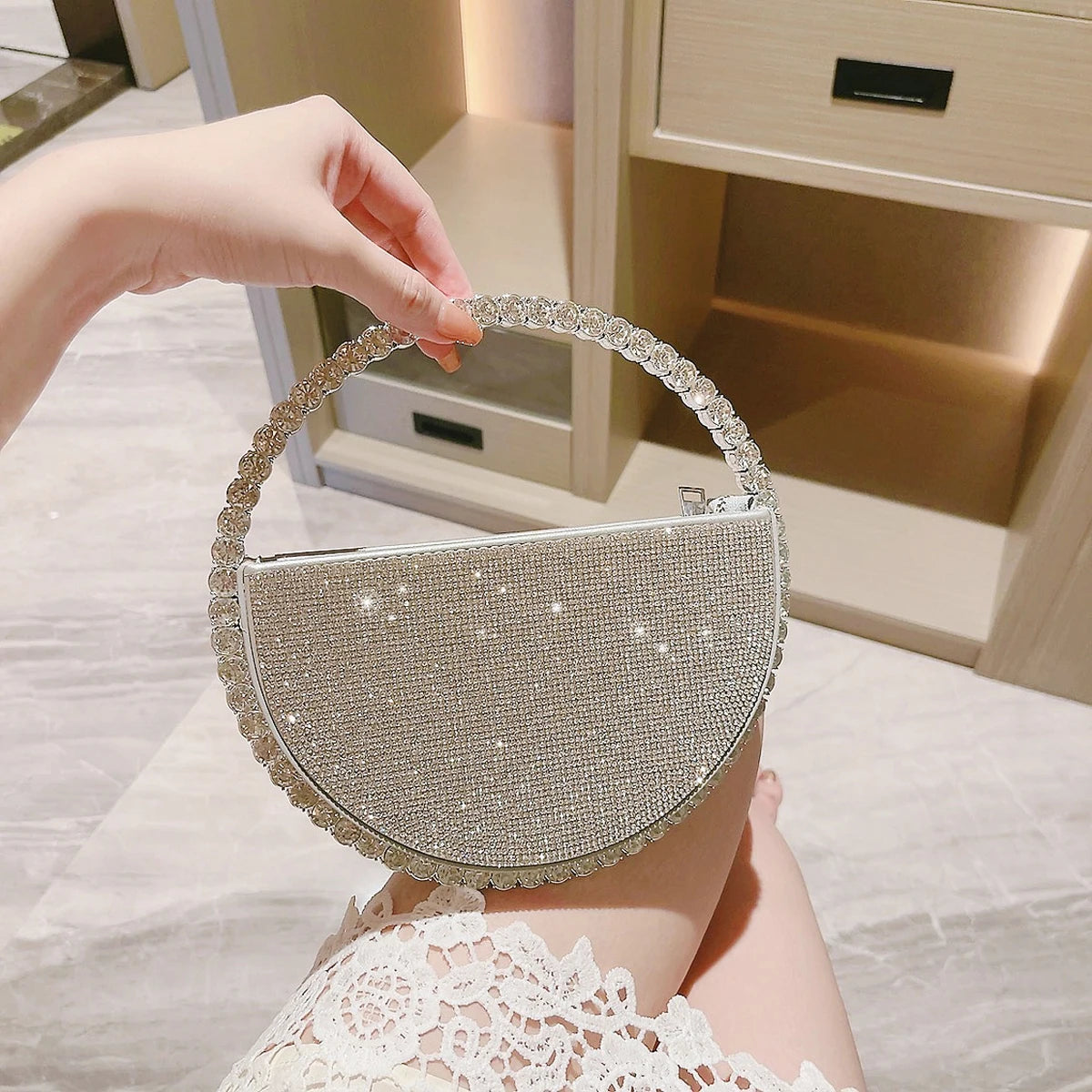Clutch tonda glitter con strass – Borsa da sera elegante a forma di diamante piccola