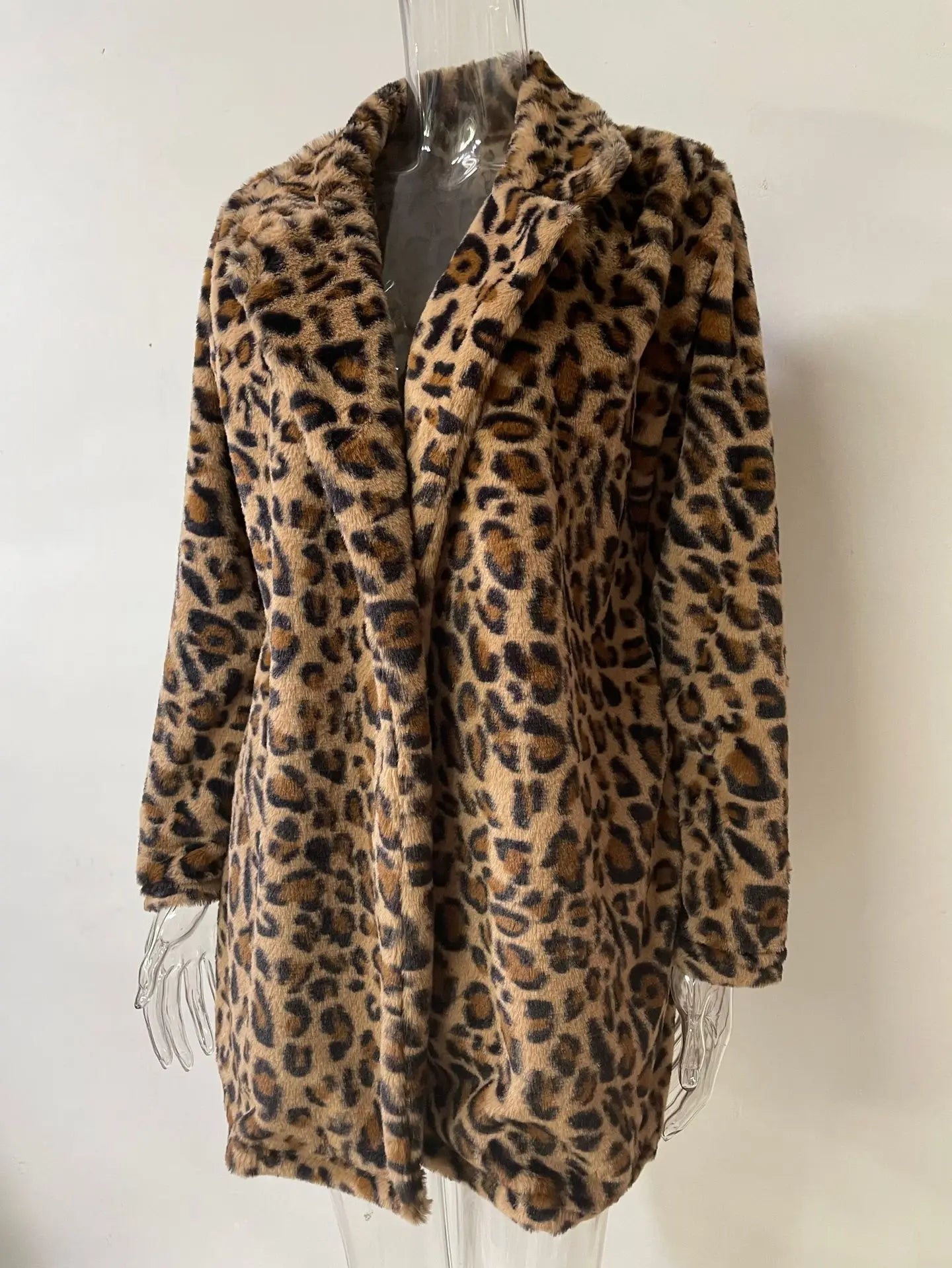 Cappotto donna oversize leopardo – abbigliamento autunno/inverno 2025, stampa leopardata, vestibilità ampia, top casual
