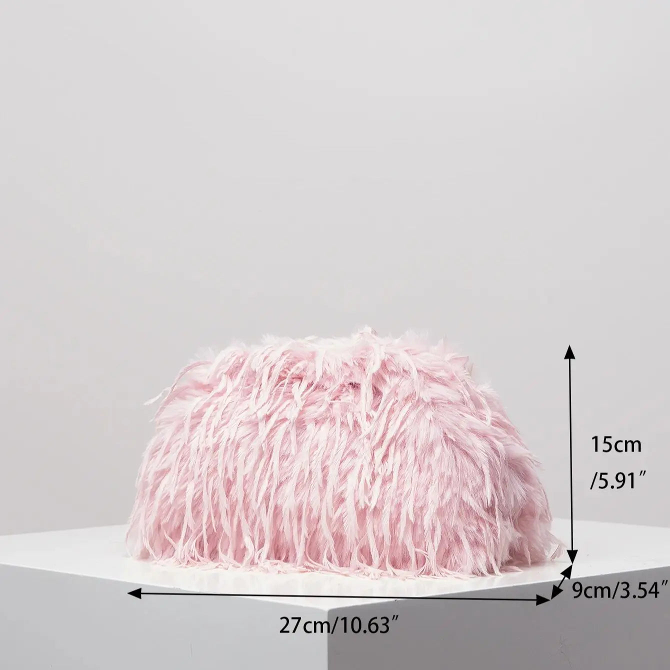 Clutch Y2K “Dopamine Style” in peluche candy-color – borsa da sera / clip bag fashion