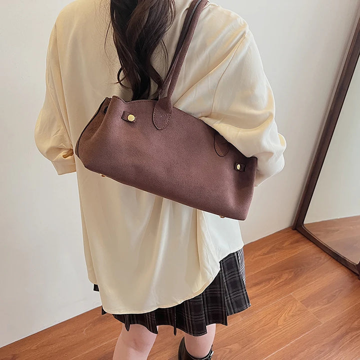 Borsa baguette tote in suede 2025 – stile underarm sofisticato, capiente e raffinato per donne commuter