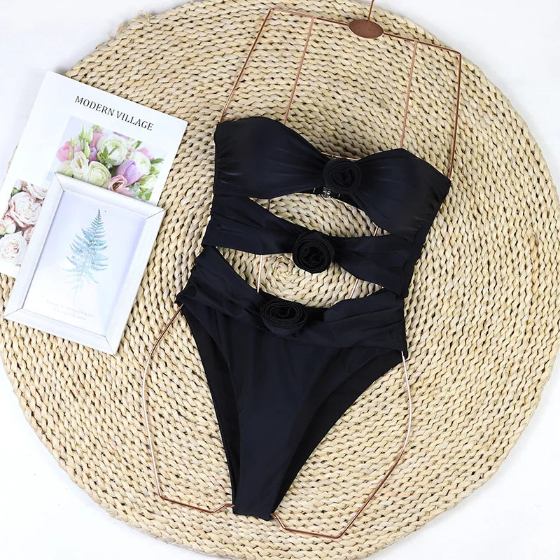 Bikini sexy 2025 con fiori 3D e taglio brasiliano a vita alta