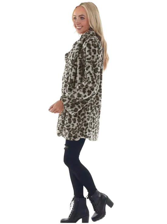 Cappotto donna oversize leopardo – abbigliamento autunno/inverno 2025, stampa leopardata, vestibilità ampia, top casual