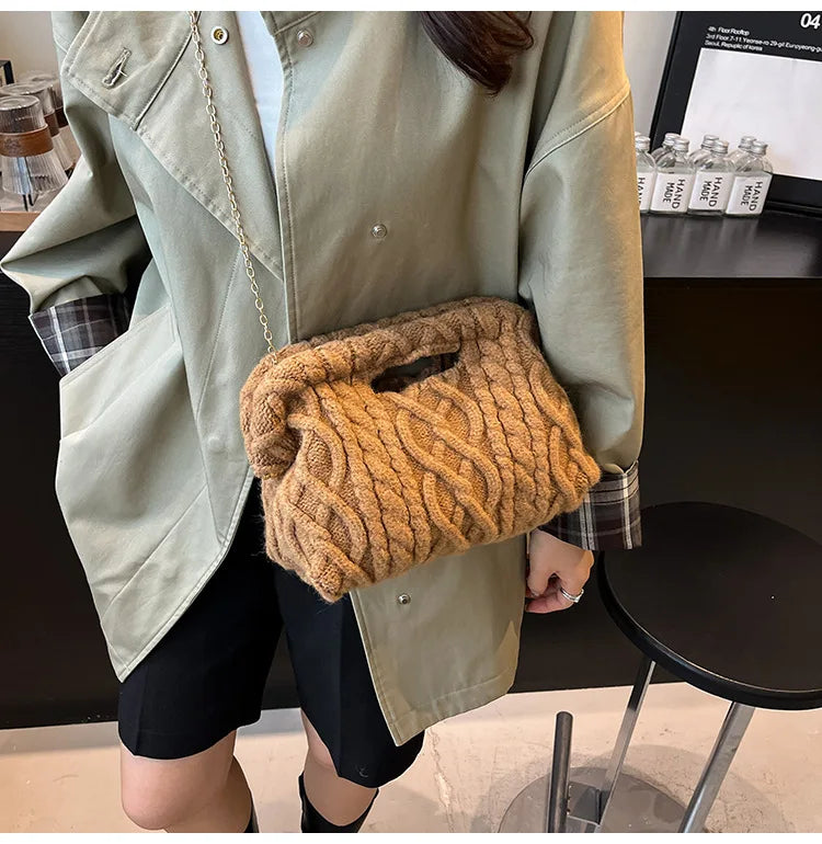 Borsa Crochet Donna Invernale – Crossbody Tricot con Catena e Texture Maglia