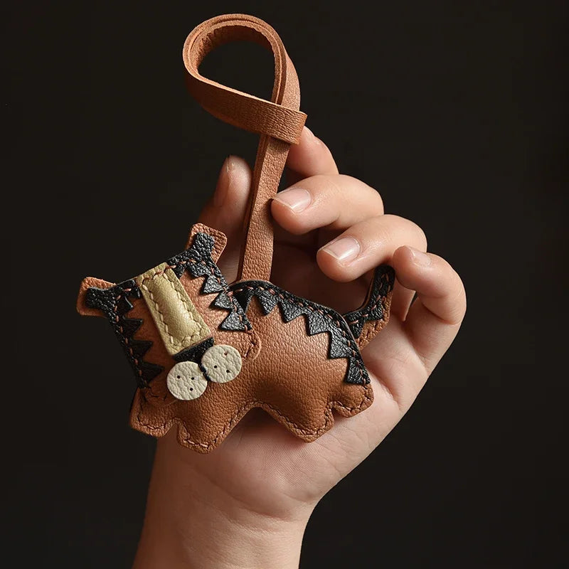 Ciondolo in Pelle a Forma di Animale – Portachiavi Artigianale per Borse e Zaini