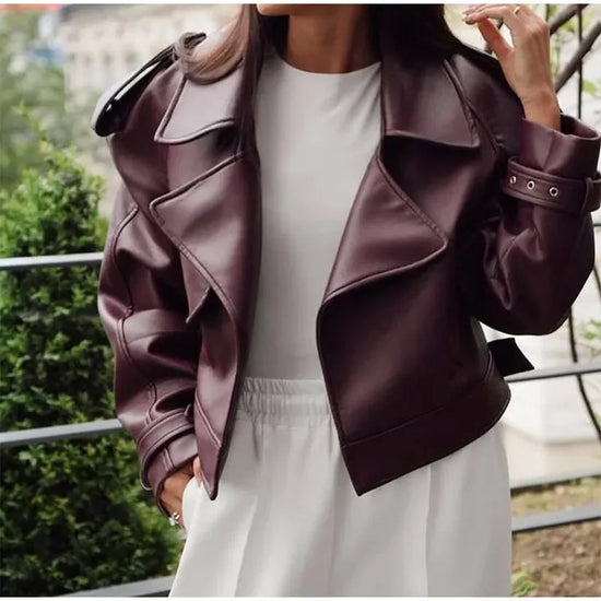 Giacca bomber donna marrone vintage con collo a rever, cintura e zip ‒ outerwear street chic autunno/inverno 2025