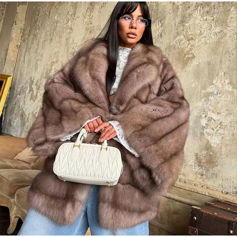 Cappotto lungo in pelliccia sintetica con colletto a revers – giacca maxi donna calda e lussuosa per l'inverno 2025