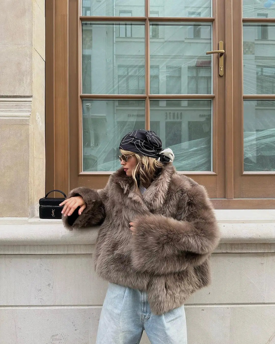 Giacca corta in pelliccia sintetica marrone donna 2025 – maniche lunghe, collo alto, stile urbano e caldo