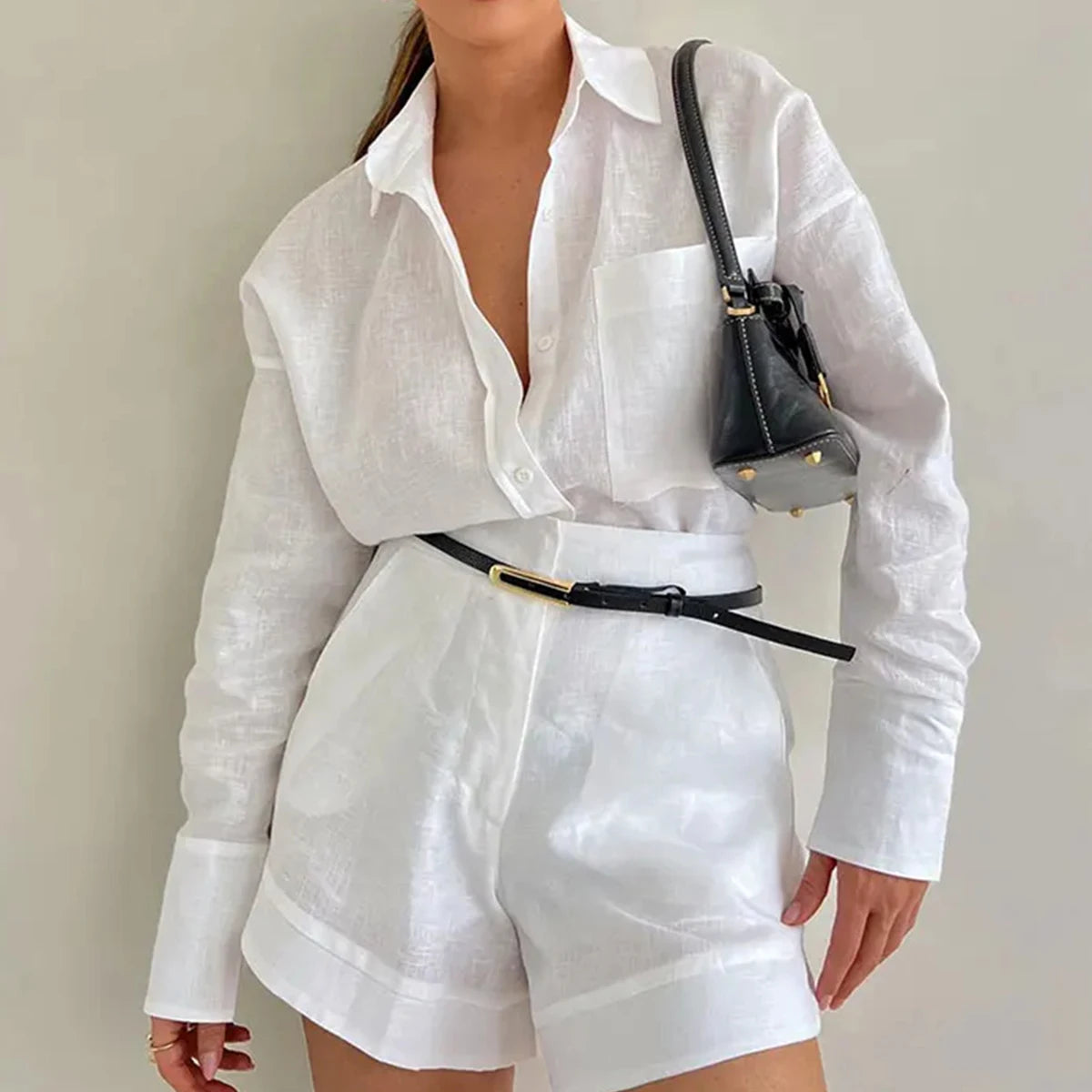 Completo da donna – camicia colletto revers e pantaloni elasticizzati casual-cozy