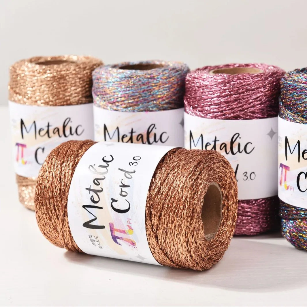 Cordoncino Rigido in Core-Spun da 3 mm con Fili Metallici Argentati – Filo Decorativo di Alta Qualità per Packaging Regalo, Uncinetto e Progetti Fai-da-Te