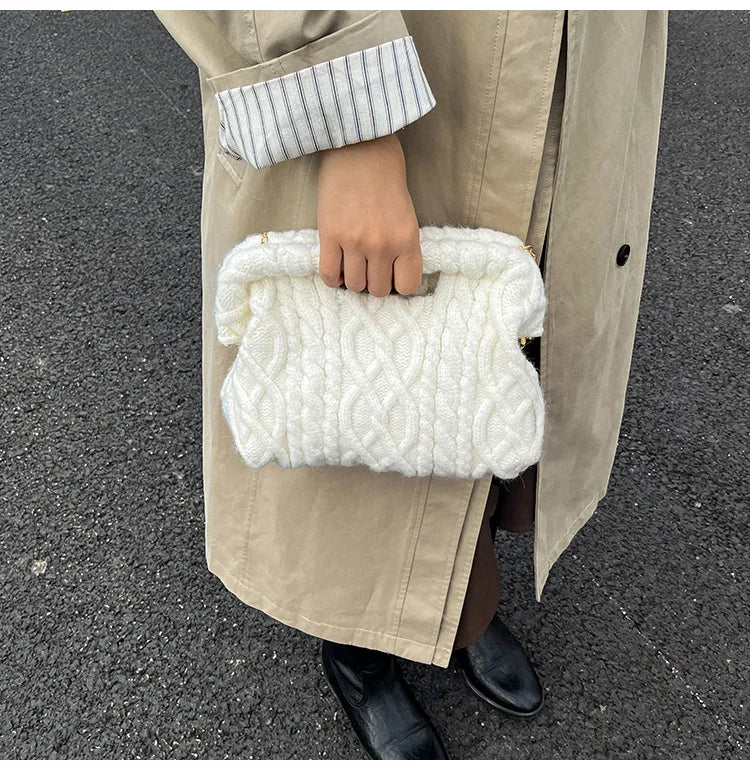 Borsa Crochet Donna Invernale – Crossbody Tricot con Catena e Texture Maglia