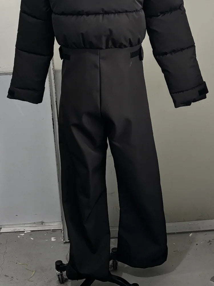 Abbigliamento neve donna: giacca, pantaloni o tuta