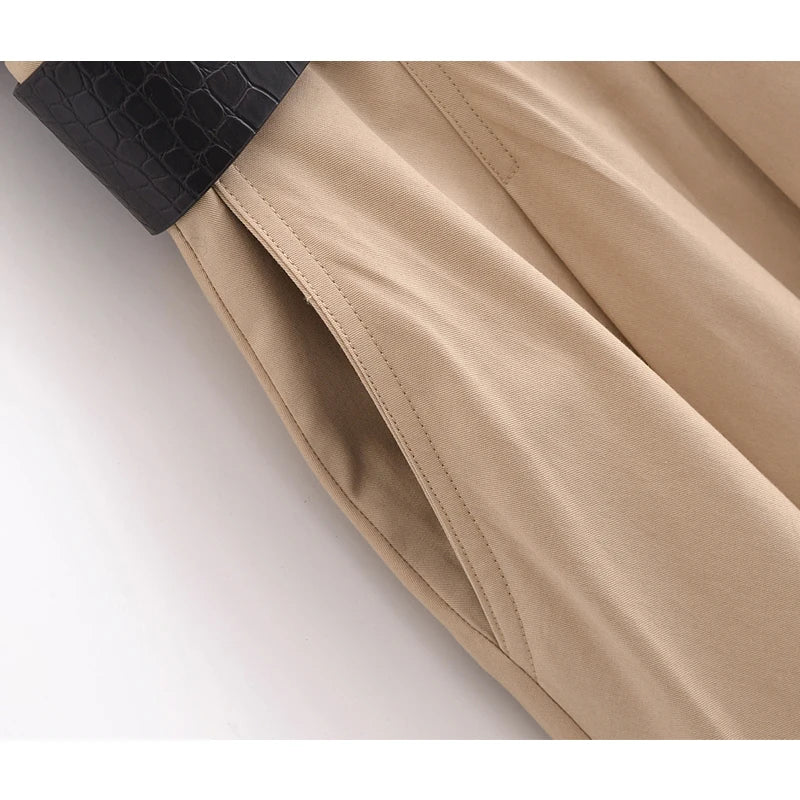 Vestito midi estivo senza maniche con cintura – elegante e plissettato
