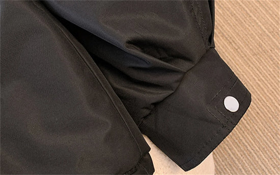 Giacca imbottita donna con cappuccio e coulisse – parka “K-style” autunno/inverno 2025, zip frontale, street casual
