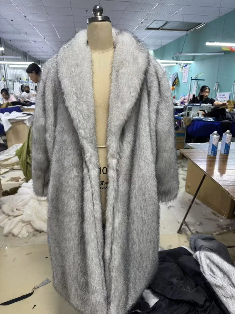 Cappotto lungo donna in pelo sintetico – pelliccia finta morbida, over-fit e lussuoso per inverno 2025
