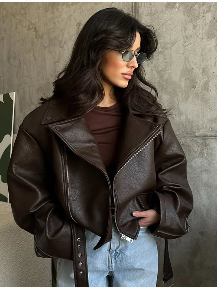 Giacca bomber donna marrone vintage con collo a rever, cintura e zip ‒ outerwear street chic autunno/inverno 2025