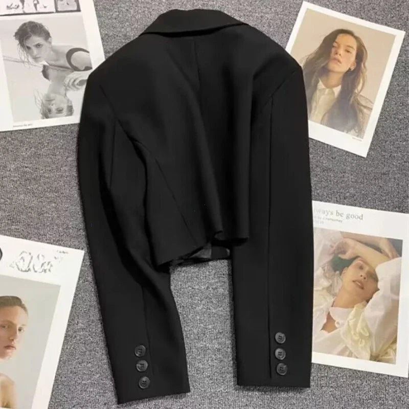 Blazer Donna Cropped Nero Elegante – Giacca Coreana Chic con Bottone
