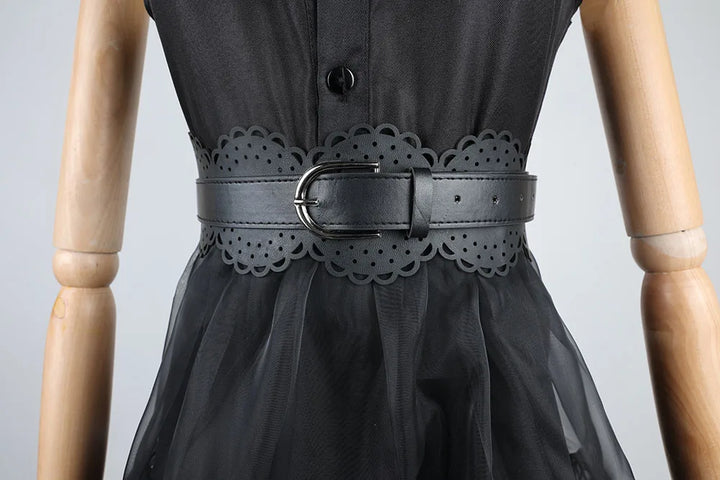 Costume Halloween Wednesday Addams 2025 ‒ abito nero elegante con pizzo & cut-out per party e role play