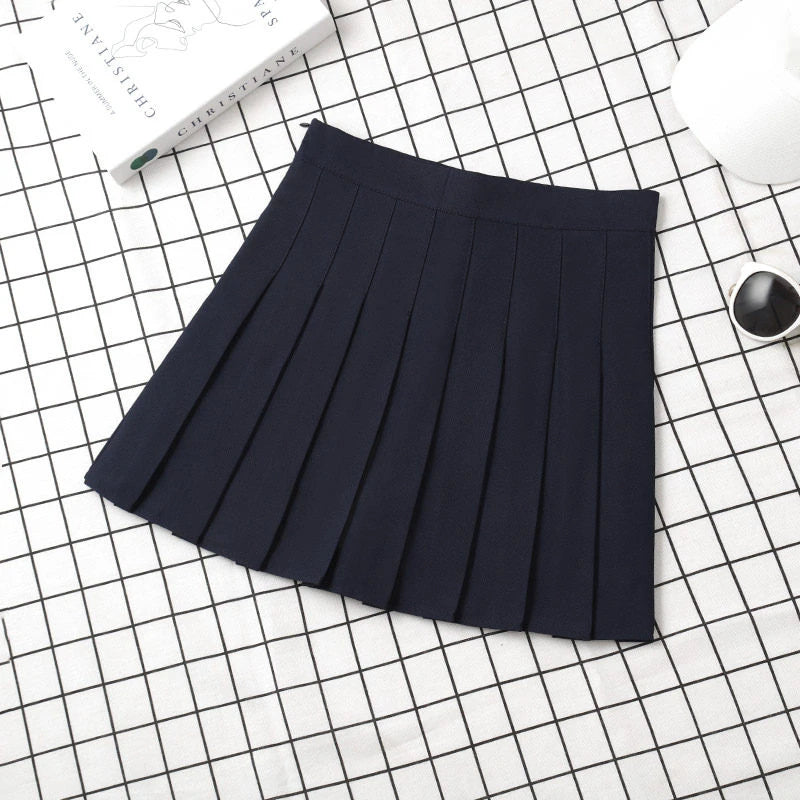 Gonna plissettata cortissima a vita alta – stile uniforme