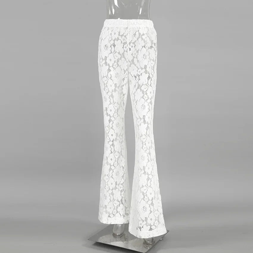 Pantaloni flare bianchi a vita alta in pizzo floreale – Estate 2025