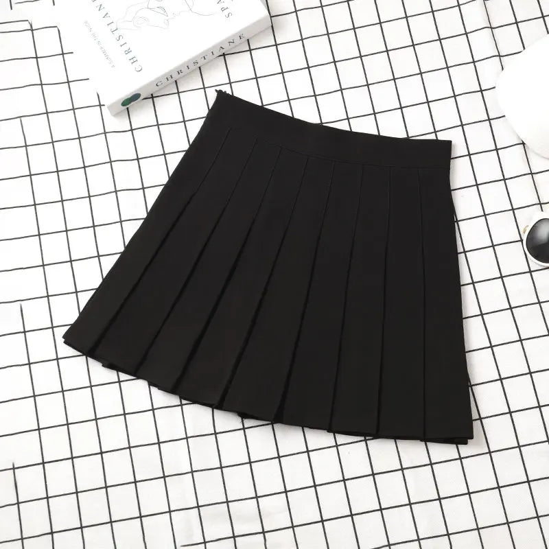 Gonna plissettata cortissima a vita alta – stile uniforme
